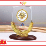 đồng hồ để bàn pha lê