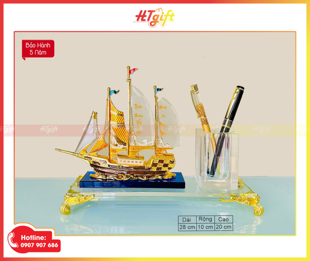 mô hình pha lê thuyền buồm